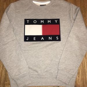 Tommy hilfigher sweatshirt